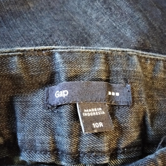 GAP  pants 👖 - Picture 3 of 3